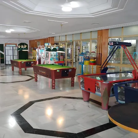 Benalbeach R&r 아파트